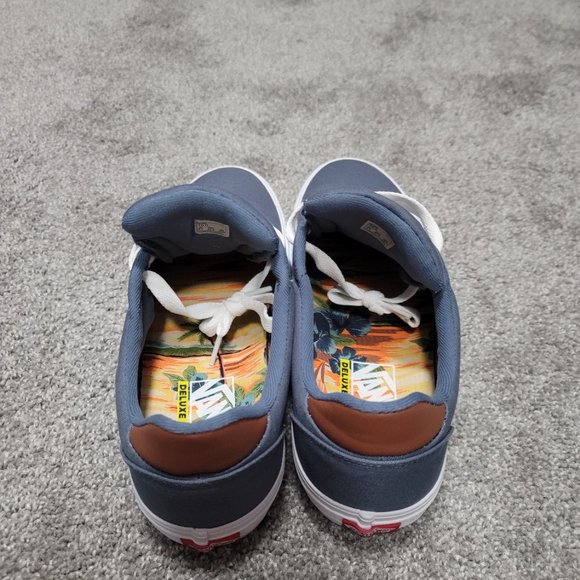 Size 10 Blue Vans - Picture 5 of 8